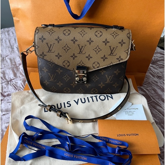 👜 100% Authentic Louis Vuitton Pochette Métis in Monogram Reverse Canvas - Picture 3 of 14